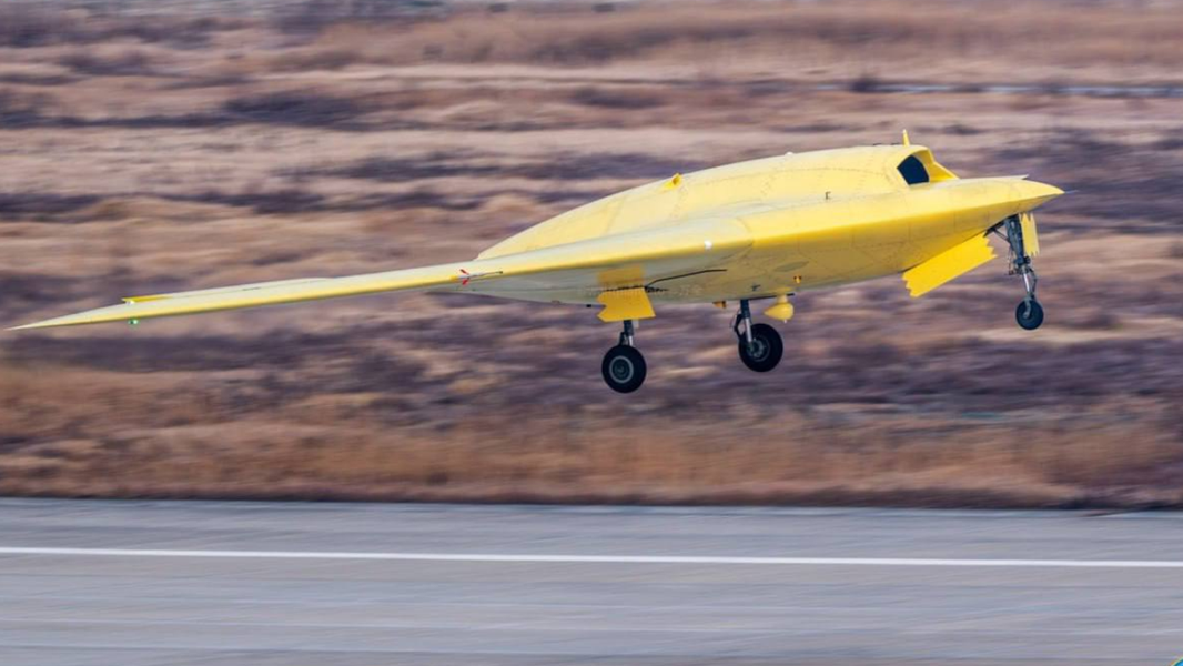 الصين تجري أول اختبار لمسيرتها الشبحية التجسسية الضخمة CH-7